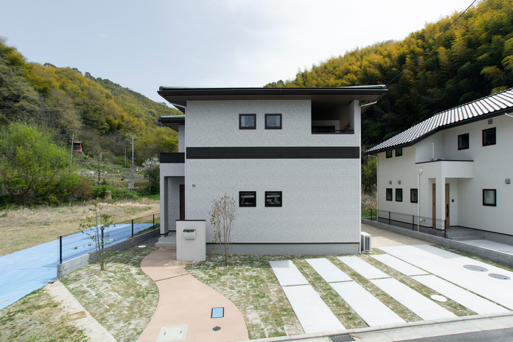 スムーズな家事動線のナチュラルモデルハウス 広島県で注文住宅 分譲住宅 土地のことなら創建ホーム スムーズな家事動線のナチュラルモデルハウス 広島県で注文住宅 分譲住宅 土地のことなら創建ホーム