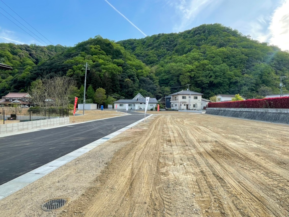 小学校まで徒歩約3分！お子様が通学しやすい立地です