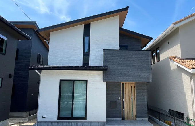 東広島市高屋町／コーディネーター監修！スタイリッシュなデザインの3LDK分譲住宅　