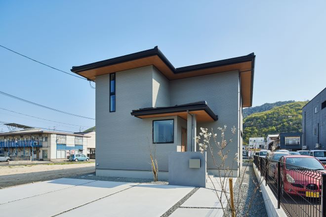大収納＆家事楽回遊動線の家