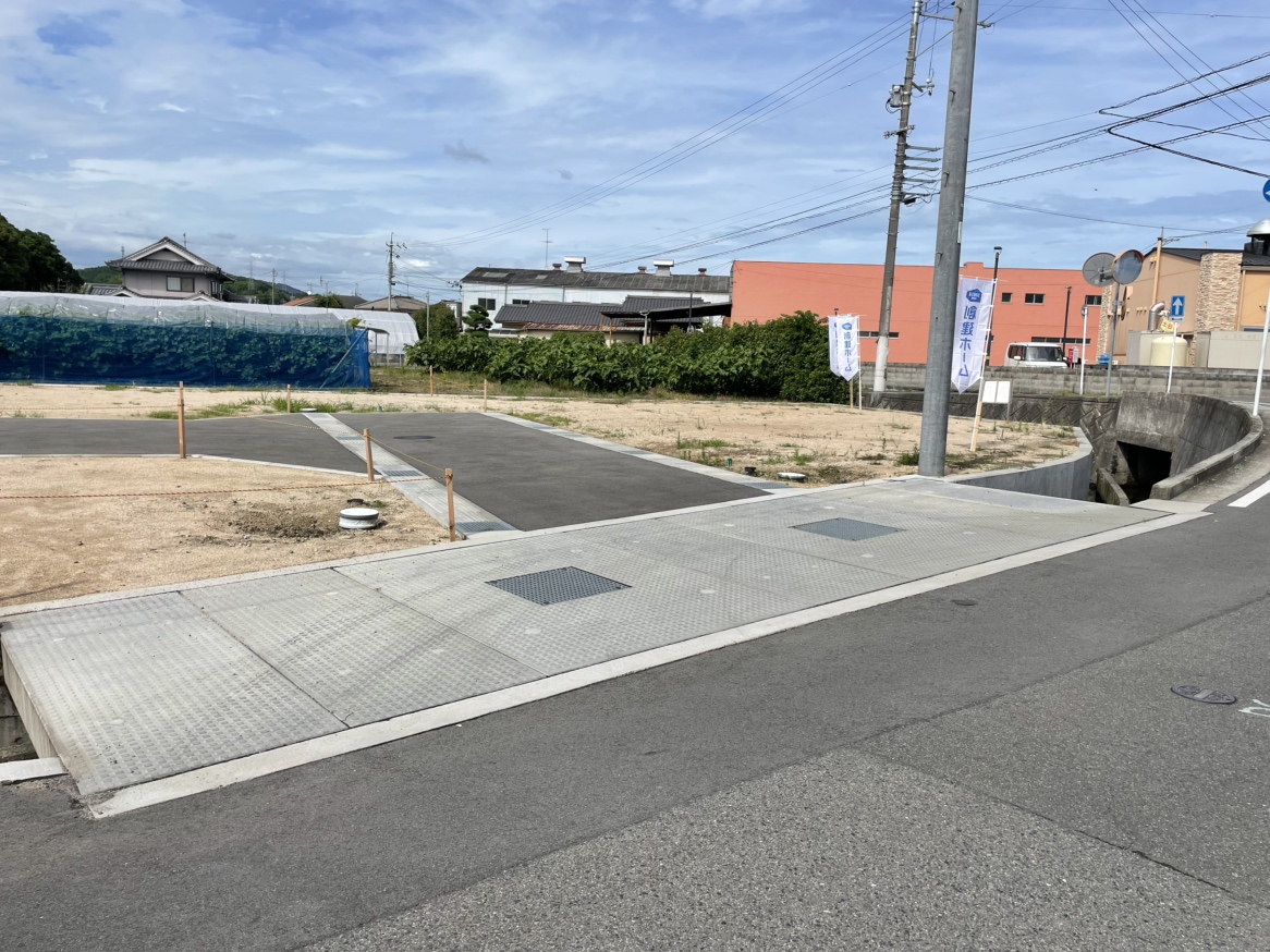平坦で50坪あるため理想の住まいが叶いやすい